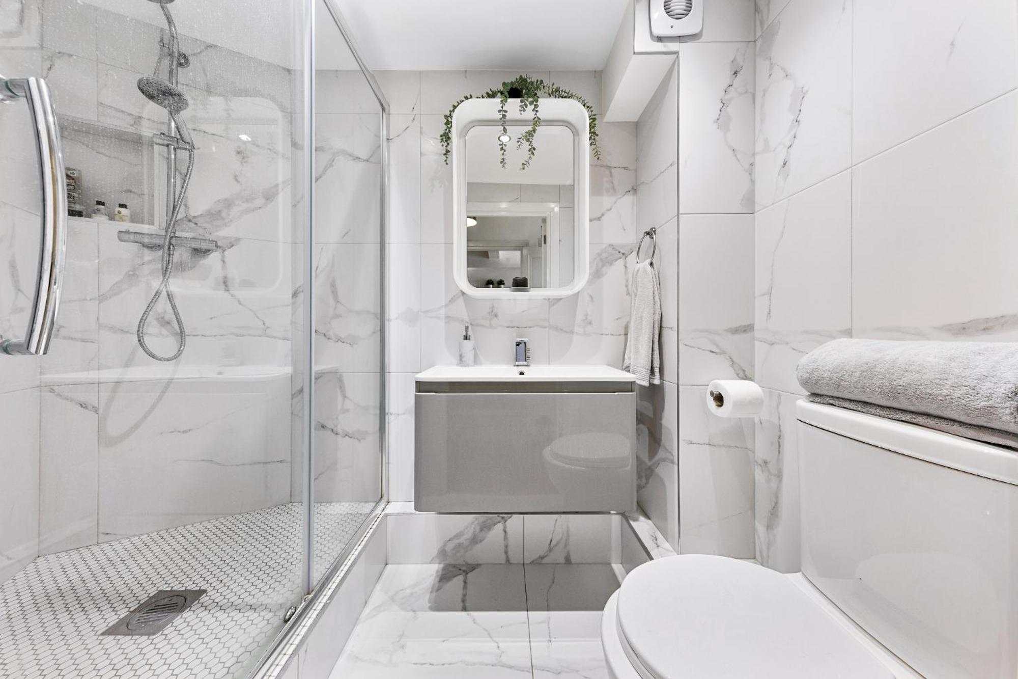 Central London Luxury, Relaxing Apartment! 2 Mins From Paddington Station! Exterior photo