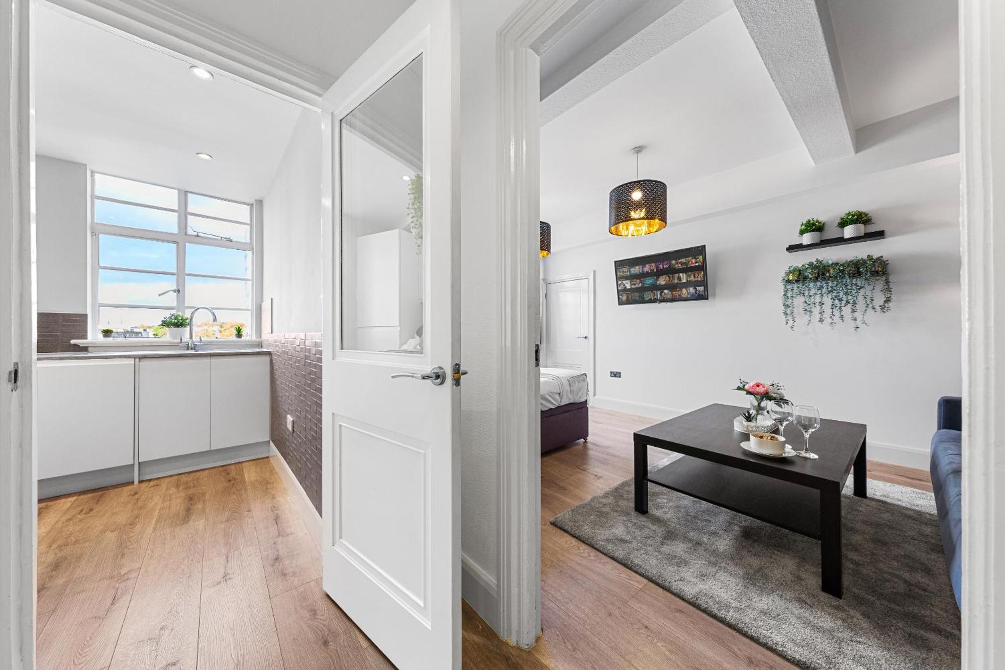 Central London Luxury, Relaxing Apartment! 2 Mins From Paddington Station! Exterior photo