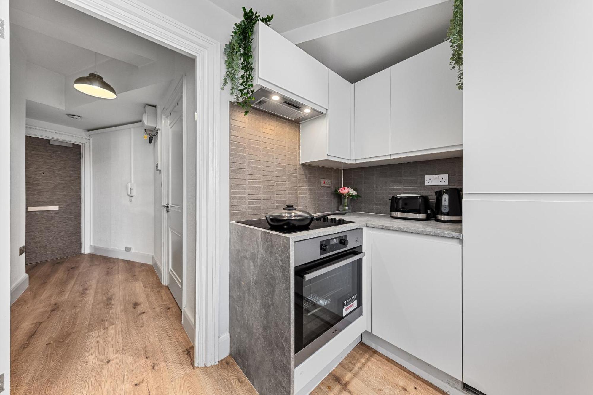 Central London Luxury, Relaxing Apartment! 2 Mins From Paddington Station! Exterior photo