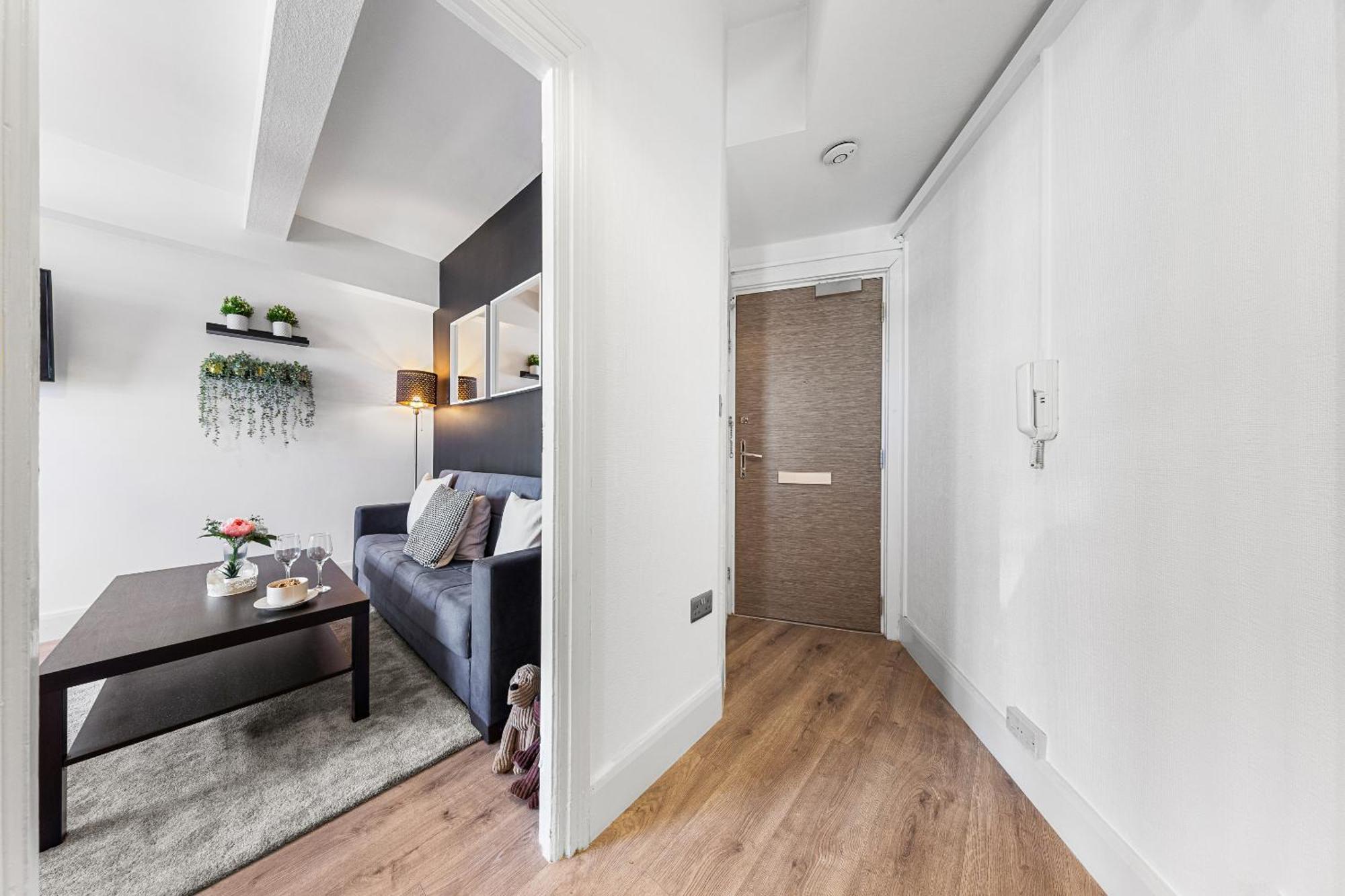 Central London Luxury, Relaxing Apartment! 2 Mins From Paddington Station! Exterior photo