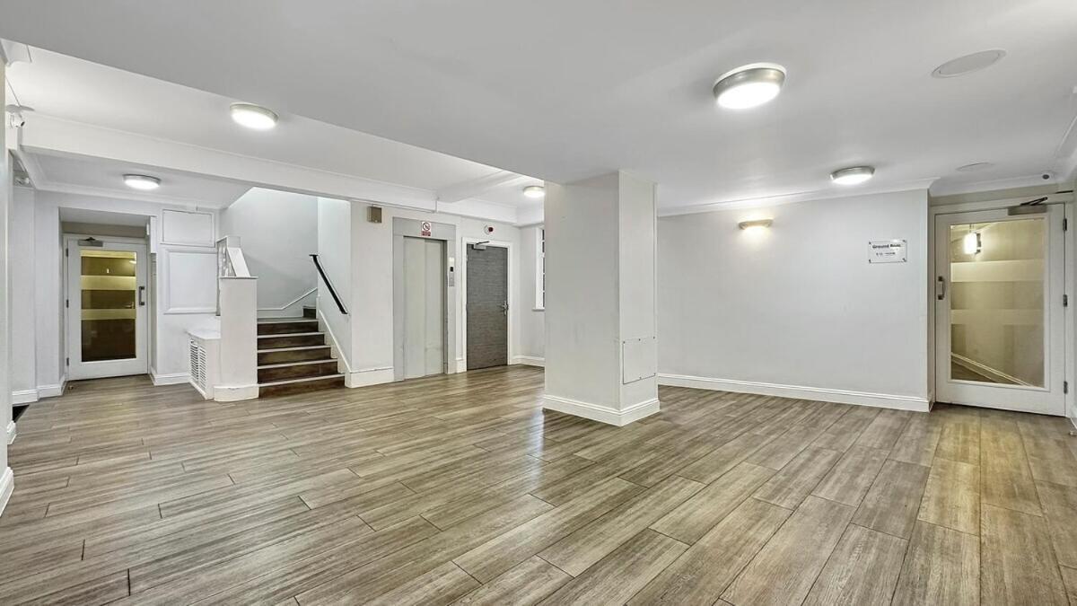 Central London Luxury, Relaxing Apartment! 2 Mins From Paddington Station! Room photo